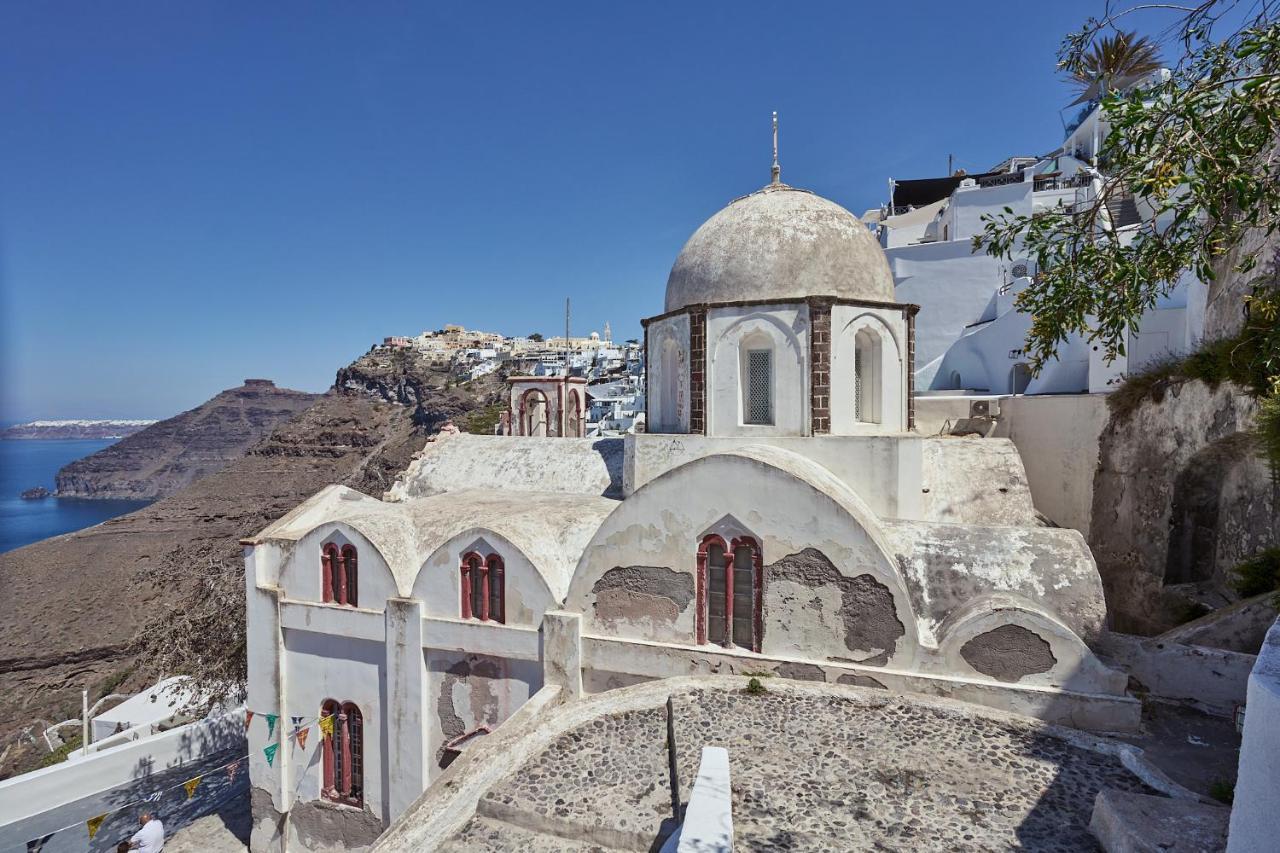 Amphitheater Cave Houses Fira  Exterior foto