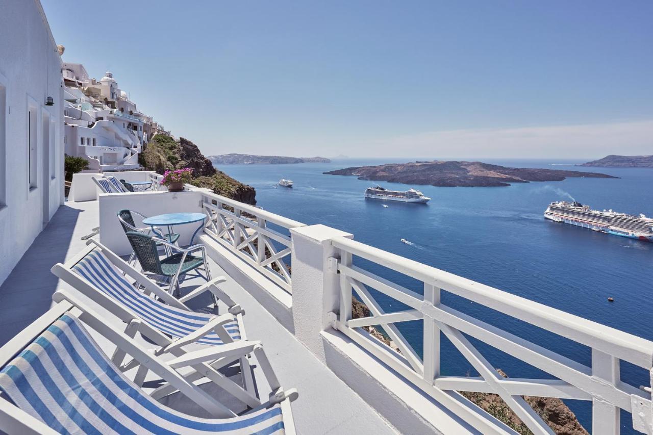 Amphitheater Cave Houses Fira  Exterior foto